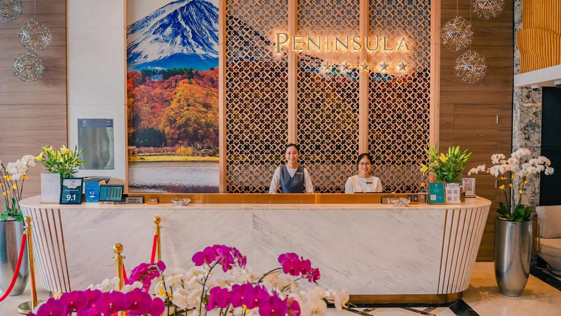 Peninsula Hotel Danang